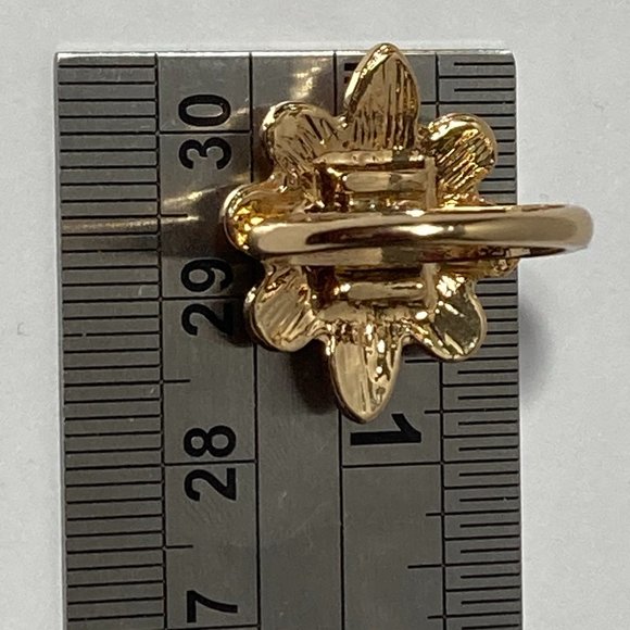 Peach Flower Ring Size 6 Gold Tone - Picture 9 of 10
